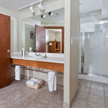 Sundial Lodge - Bathroom - Resorts Near Me - Park City, Utah Sundial Lodge - Bathroom - Resorts Near Me - Park City, Utah