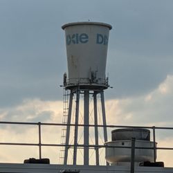 Dixie Cup Water Tower - Dixie Cup Water Tower, Lexington KY