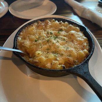 Blue Moon Beach Grill - Jalapeño Mac-n-cheese, yummy! - Seafood Near Me - Nags Head, North Carolina