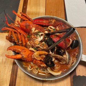 The Daily Catch - Lobster Fra Diavolo - Italian Near Me - Boston, Massachusetts