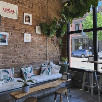 The Local Juicery + Kitchen - Beautiful view when you walk in - Vegan Near Me - Chattanooga, Tennessee The Local Juicery + Kitchen - Beautiful view when you walk in - Vegan Near Me - Chattanooga, Tennessee