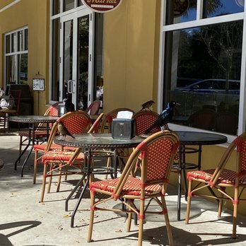 Jekyll Market - Outdoor Seating - Grocery Near Me - Jekyll Island, Georgia
