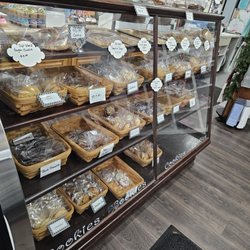 River-Q's Pastry Pantry - Display of pastries