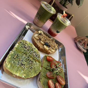 Matcha Magic - Matcha Horchata, Strawberry Matcha Latte - Coffee & Tea Near Me - Seattle, Washington