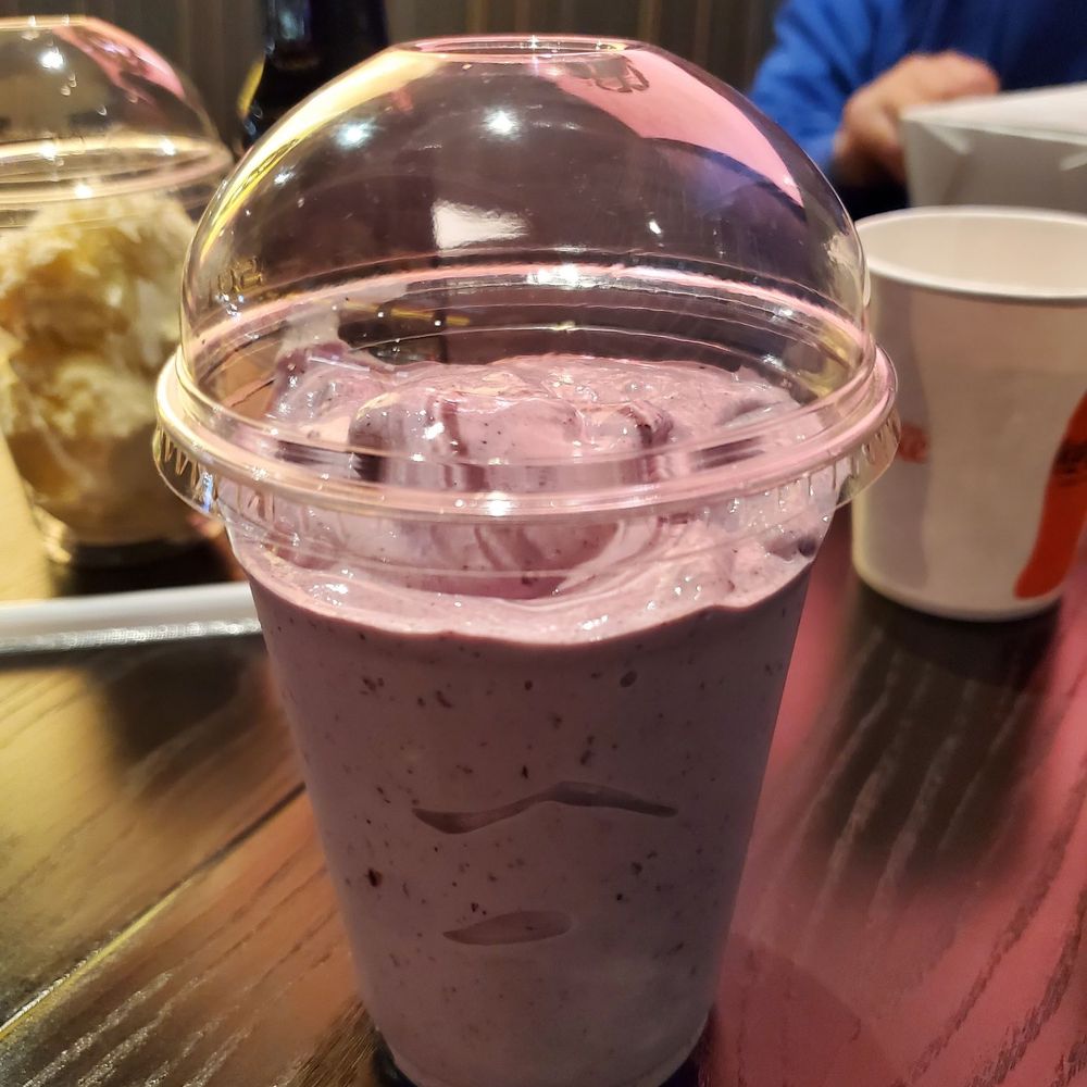 Salish Sun - Northwest Berry Shake - Burgers Near Me - Tulalip Bay, Washington Salish Sun - Northwest Berry Shake - Burgers Near Me - Tulalip Bay, Washington