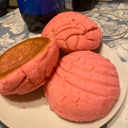 Las Tarascas 2 - How can you resist "conchas"