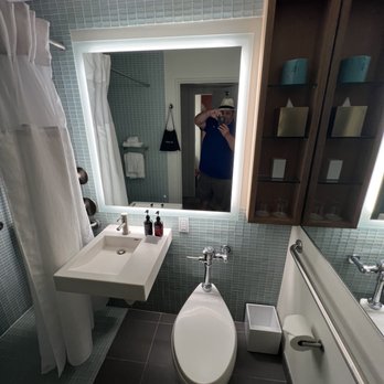 Hotel Ändra Seattle - MGallery Collection - Bathroom - Hotels Near Me - Seattle, Washington Hotel Ändra Seattle - MGallery Collection - Bathroom - Hotels Near Me - Seattle, Washington