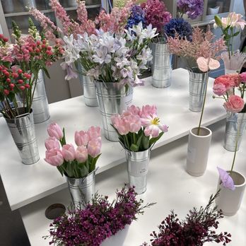 Hanayuzu - Beautiful flower selection - Florists Near Me - Garden Grove, California Hanayuzu - Beautiful flower selection - Florists Near Me - Garden Grove, California