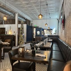 The Standard on Vaughan - Interior