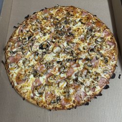 Bryants Pizzaria - Pepperoni mushroom and Canadian bacon