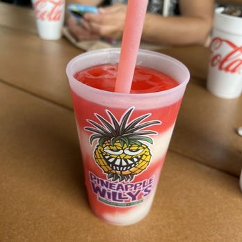 Pineapple Willy's - Daiquiri - Seafood Near Me - Panama City Beach, Florida