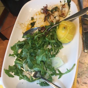 Mezzaluna - Calamari Alla Griglia con Peperoncino, Insalata di Rucola e Finocchi - Italian Near Me - New York, New York Mezzaluna - Calamari Alla Griglia con Peperoncino, Insalata di Rucola e Finocchi - Italian Near Me - New York, New York