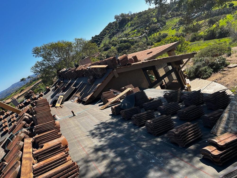 Slide of Ramos Roofing