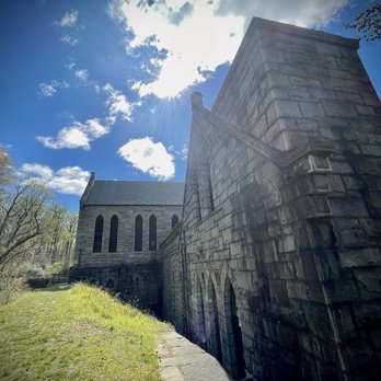 Pump House Park - Parks Near Me - Richmond, Virginia