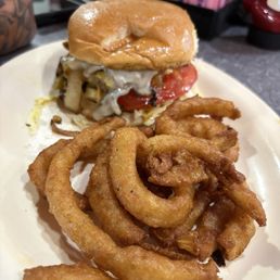 Mela burger with onion rings Mela burger with onion rings