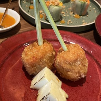 Star Leaf - Asian Fusion Near Me - Pasadena, California