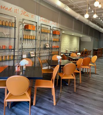 Mango Mangeaux: A Simply Panache Bistro by null