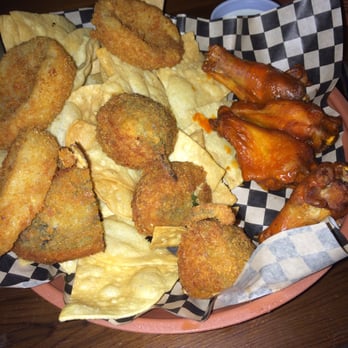 Pour House Grill - Appy sampler - American Near Me - Bend, Oregon Pour House Grill - Appy sampler - American Near Me - Bend, Oregon