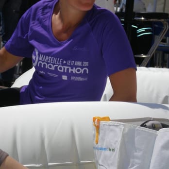 Marseille Marathon - Le tshirt femme de l'édition 2011 - Party & Event Planning Near Me - Marseille, 13