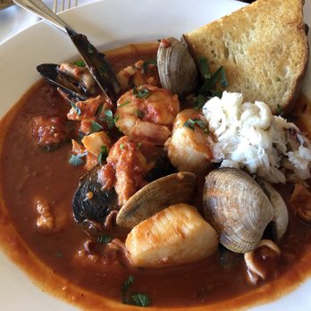 Scoma's Restaurant - Cioppino - a very generous serving of seafood - Seafood Near Me - San Francisco, California Scoma's Restaurant - Cioppino - a very generous serving of seafood - Seafood Near Me - San Francisco, California