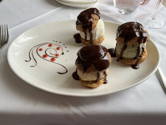 La Nouvelle Maison by null