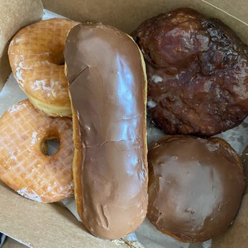 Friendly Donuts - Vegan glazed, chocolate bar, Apple fritter, Boston Cream.  All vegan donuts.  Vegan cake donuts are available too. - Donuts Near Me - Orange, California
