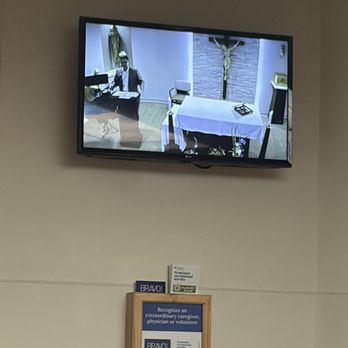 Saint Joseph Hospital - Waiting for mom to come out of surgery. Hospital decides to live stream what looks to be someone's memorial service. Where is the empathy?! - Hospitals Near Me - Orange, California Saint Joseph Hospital - Waiting for mom to come out of surgery. Hospital decides to live stream what looks to be someone's memorial service. Where is the empathy?! - Hospitals Near Me - Orange, California