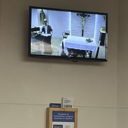 Waiting for mom to come out of surgery. Hospital decides to live stream what looks to be someone's memorial service. Where is the empathy?!