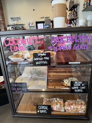 TRES GATOS COFFEE by null