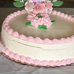 Copacabana Bakery - Cracked icing