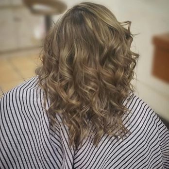 Estrella's Beauty Salon - Color and curl - Hair Salons Near Me - San Leandro, California Estrella's Beauty Salon - Color and curl - Hair Salons Near Me - San Leandro, California