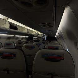 United Airlines - Plane Interior