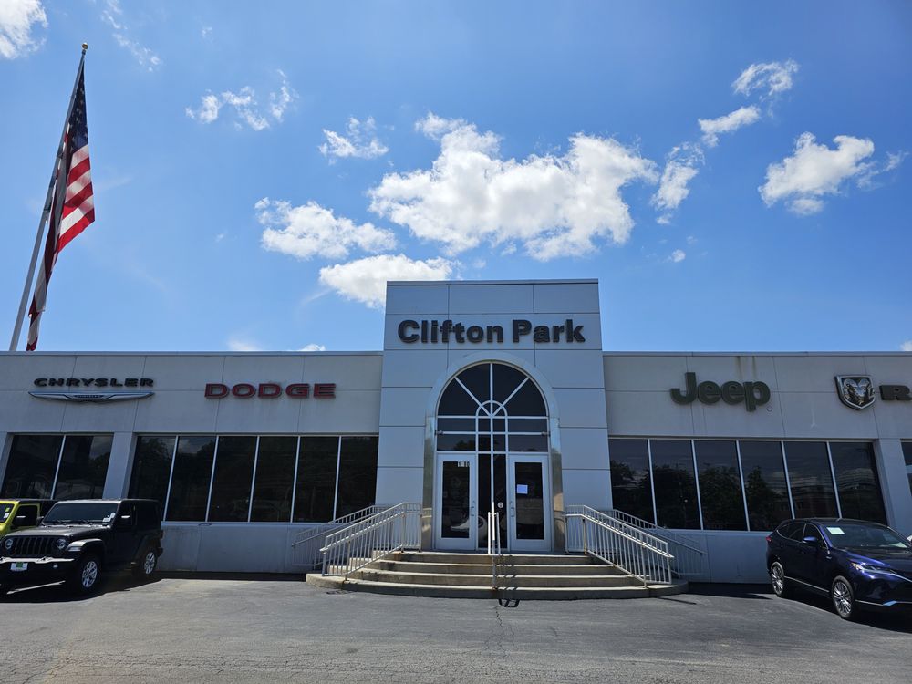 CHRYSLER DODGE JEEP RAM OF CLIFTON PARK Updated September 2024 27