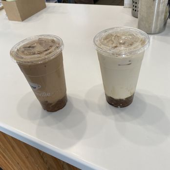 Bobaville - Black milk tea (left) and green milk tea (right) - Coffee & Tea Near Me - Daly City, California