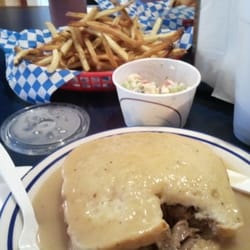 Victory Grill - Orlies Hot Roast Beef, macaroni salad and the fabulous french fries