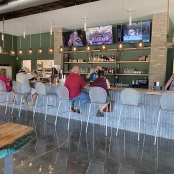 Pinchgut Pies - Bar - Pizza Near Me - Trussville, Alabama