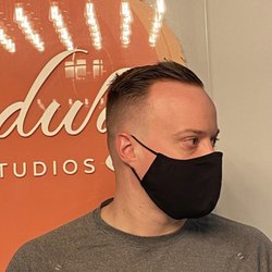 J Rose Studio - Gentlemen's fade