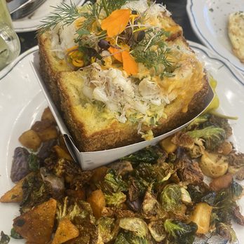 Sweet Maple - Crab Sandwich - Breakfast & Brunch Near Me - Cupertino, California Sweet Maple - Crab Sandwich - Breakfast & Brunch Near Me - Cupertino, California