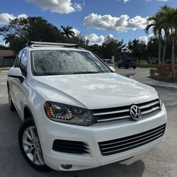 Sparkling Image Car Wash - My car has some scratches that need paint (not dirt/grime)