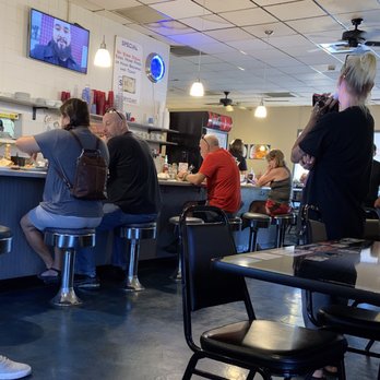 Moon Valley Cafe - Social distancing - Breakfast & Brunch Near Me - Phoenix, Arizona Moon Valley Cafe - Social distancing - Breakfast & Brunch Near Me - Phoenix, Arizona