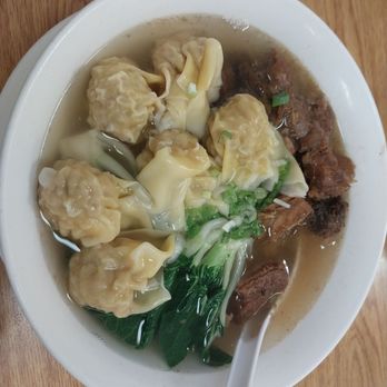 Yang Kee BBQ Noodle House - Wonton & beef brisket noodle soup - Cantonese Near Me - Portland, Oregon Yang Kee BBQ Noodle House - Wonton & beef brisket noodle soup - Cantonese Near Me - Portland, Oregon