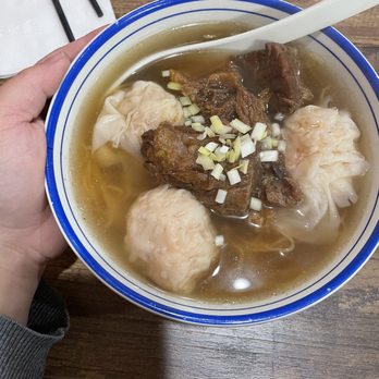 Wonton Guy - A6. Two Toppings with Noodle in Soup - Braised beef with wonton noodle soup - Chinese Near Me - Edison, New Jersey Wonton Guy - A6. Two Toppings with Noodle in Soup - Braised beef with wonton noodle soup - Chinese Near Me - Edison, New Jersey