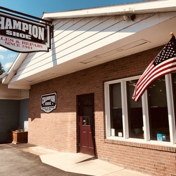 champion shoes lewisburg