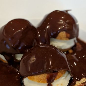 Café Boulud - Profiteroles - highly recommended! - Cafes Near Me - Toronto, Ontario