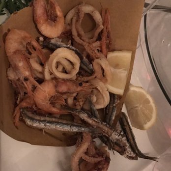 Il Ritrovo - Deep fried Calamari - Seafood Near Me - Salerno, SA