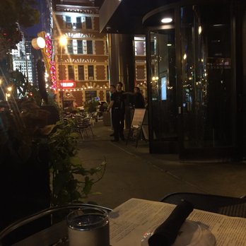 Siena Tavern - Outside patio seats - Italian Near Me - Chicago, Illinois