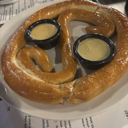 Satchmo's Bar & Grill - Bavarian Pretzel