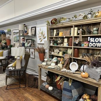 Farm & Lavish Marketplace - Furniture Stores Near Me - Cornelia , Georgia Farm & Lavish Marketplace - Furniture Stores Near Me - Cornelia , Georgia