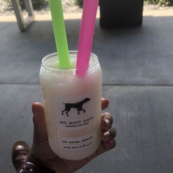 Daniel's Vineyard - Pina Colada Slushie - Wineries Near Me - McCordsville, Indiana