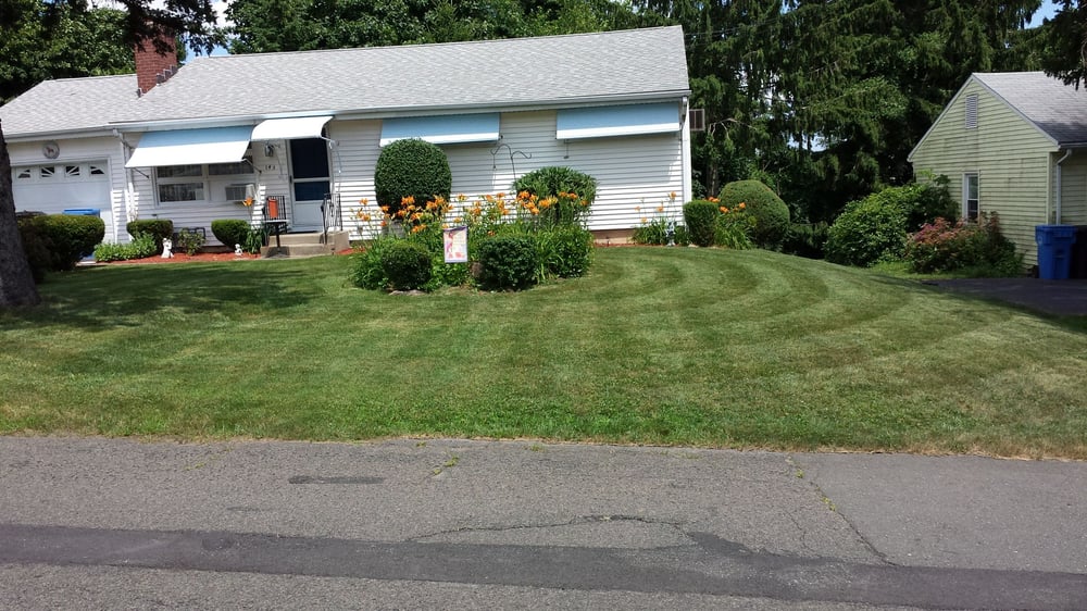 DISCOUNT LANDSCAPING LLC Updated September 2024 New Britain